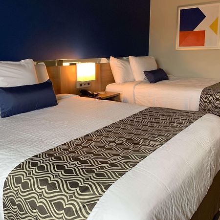 Microtel Inn & Suites By Wyndham Fountain Fort Carson Buitenkant foto