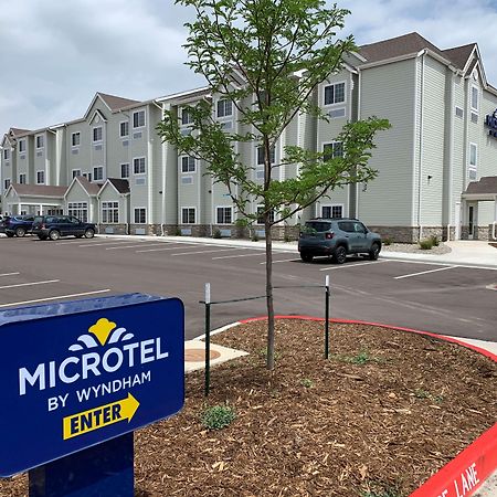 Microtel Inn & Suites By Wyndham Fountain Fort Carson Buitenkant foto