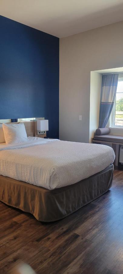 Microtel Inn & Suites By Wyndham Fountain Fort Carson Buitenkant foto