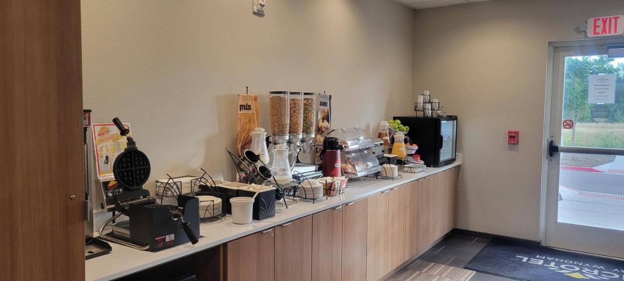 Microtel Inn & Suites By Wyndham Fountain Fort Carson Buitenkant foto