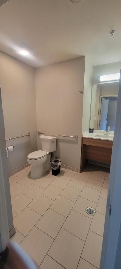 Microtel Inn & Suites By Wyndham Fountain Fort Carson Buitenkant foto