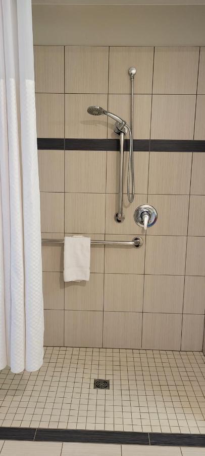 Microtel Inn & Suites By Wyndham Fountain Fort Carson Buitenkant foto