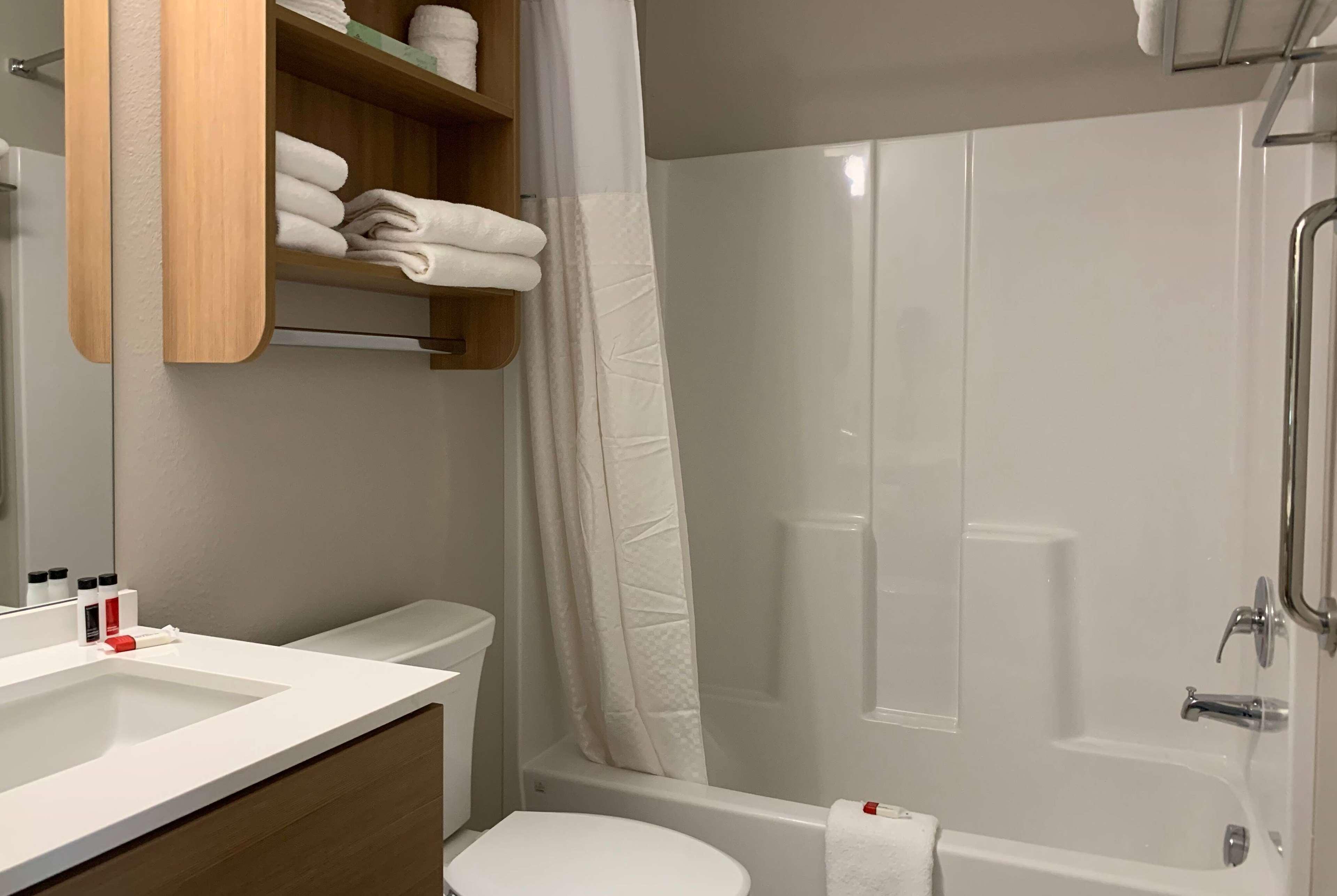 Microtel Inn & Suites By Wyndham Fountain Fort Carson Buitenkant foto